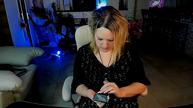 MariemLui online show from October 26, 12:11 pm