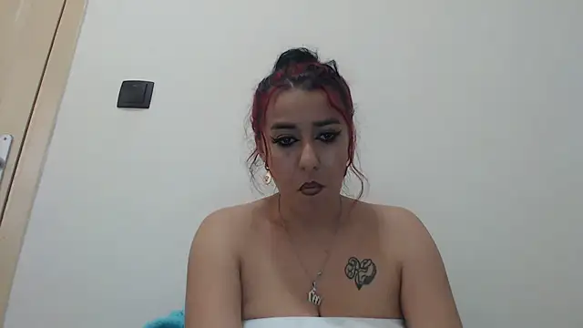 Maryem637048 online show from May 2, 11:57 am