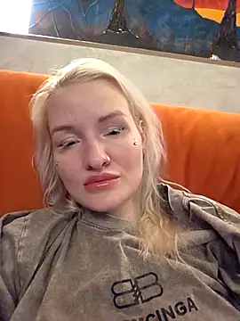KateMonroe online show from May 10, 10:45 pm