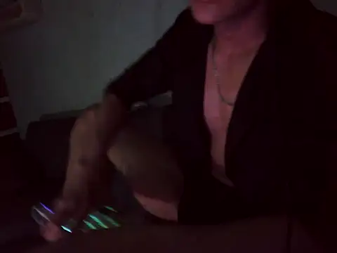 Snapshot of boyhigh1997 chatting on September 8, 4:28 pm boyhigh1997 online show from September 8, 4:28 pm