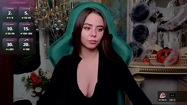 IvoryWood  online show from November 5, 7:08 pm