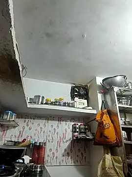 ISHANI-SINGH online show from February 18, 2:54 am