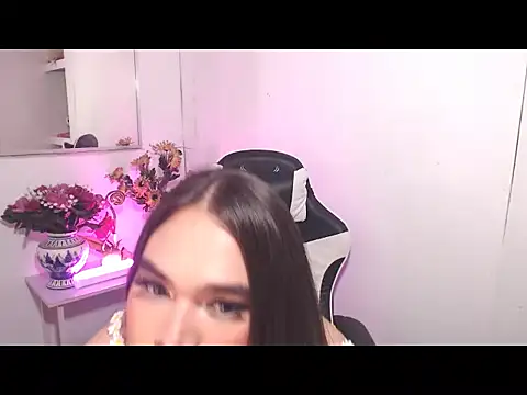 maxiegreyxoxo online show from November 4, 3:00 am