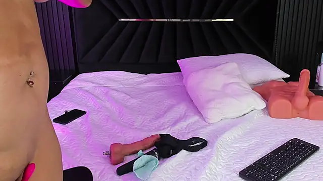 Bigsexxyass online show from September 20, 8:34 am