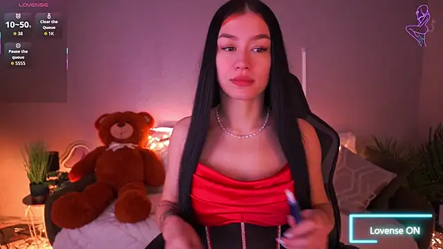 FataleNellie online show from February 26, 9:25 pm