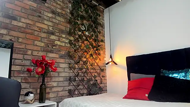 Lia Blake  online show from February 23, 1:21 pm