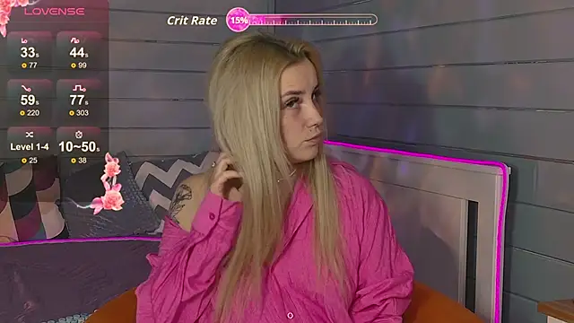 Snapshot of Crystal_Jull chatting on October 21, 11:47 am Crystal Jull online show from October 21, 11:47 am