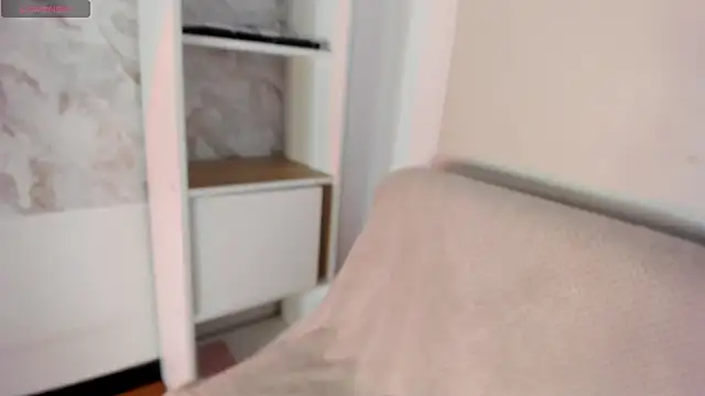 missweetpeach online show from May 5, 12:02 am