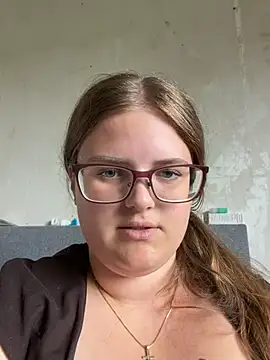 CurvyPaar2 online show from August 7, 12:56 pm