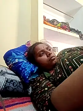 Hot crety online show from December 2, 9:33 am