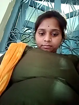 Hot crety online show from October 6, 12:00 pm