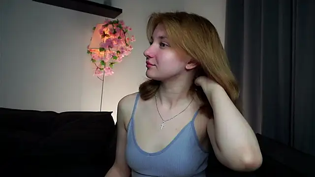 EasterBonney online show from September 25, 11:53 am