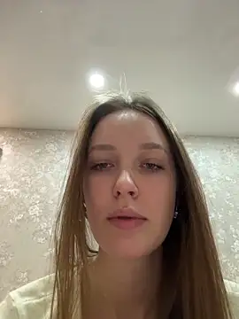 ElliRose online show from November 26, 8:26 am