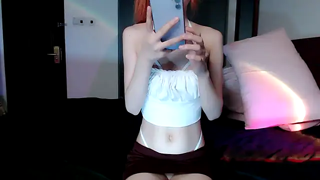 Cam-Ly online show from November 5, 2:44 pm