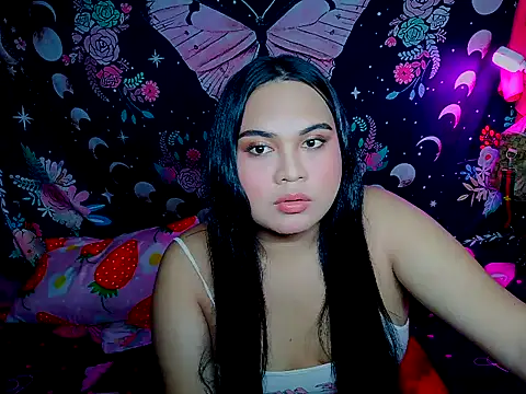 YourThicc bella online show from May 17, 11:20 am