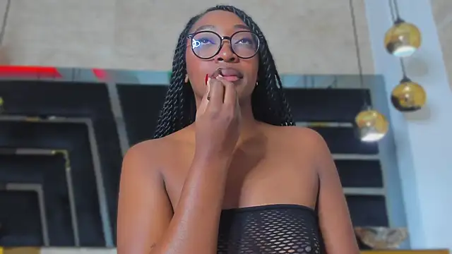 YallianaBrooks online show from July 15, 12:21 pm