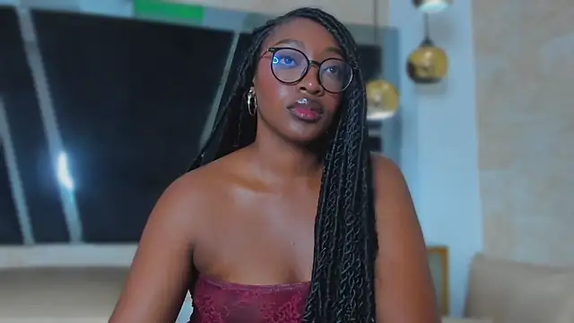 YallianaBrooks online show from July 28, 2:13 pm
