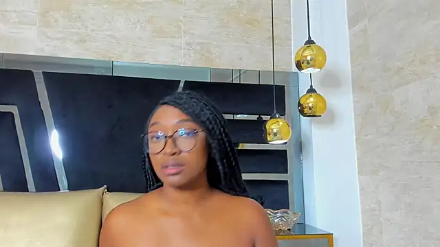 YallianaBrooks online show from July 27, 12:02 pm