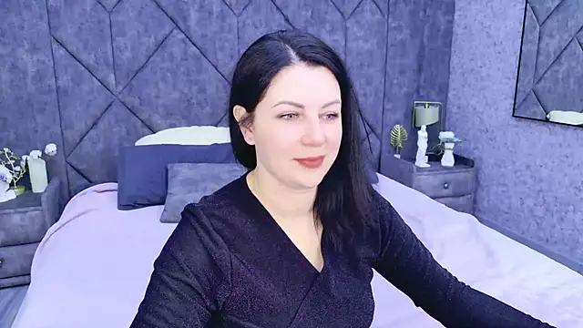 Snapshot of Nina_Stane chatting on October 1, 5:45 am Nina Stane online show from October 1, 5:45 am
