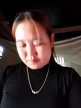 tthun1 online show from April 5, 1:04 am