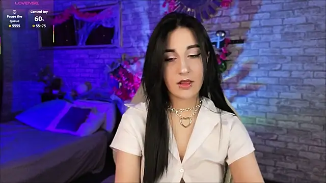 Lii Rose online show from October 21, 8:35 pm