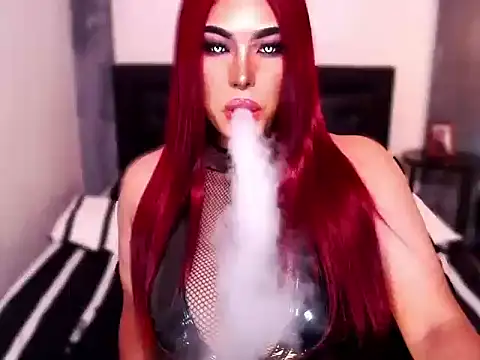 xTrixieMae online show from May 21, 2:20 am