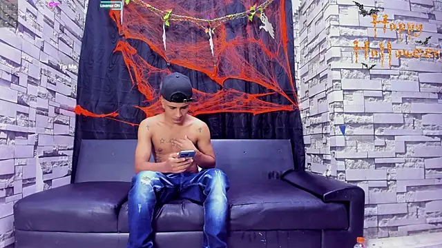 Crazy Cult Sex online show from October 23, 1:17 pm