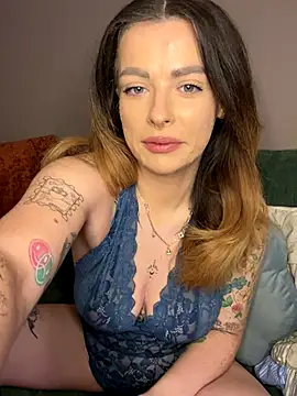 PiperPassionX online show from December 3, 9:39 pm