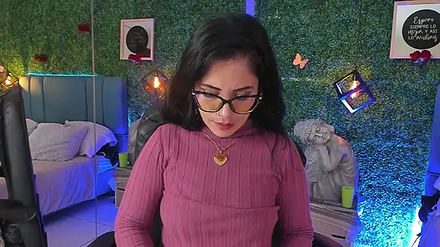 Linagh  online show from February 19, 11:43 am