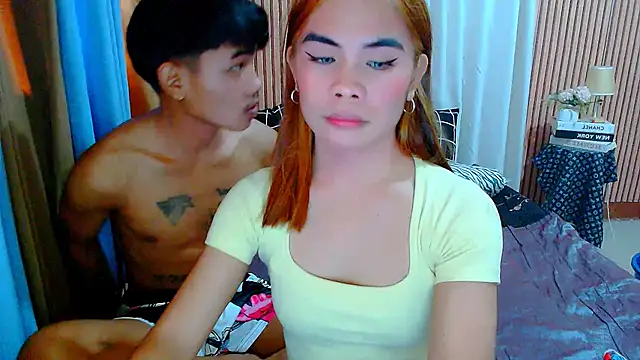 mikhaylahanderson online show from September 26, 5:38 am