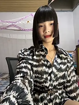 andymi1 online show from September 28, 2:33 pm