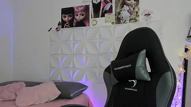 JuliethMoss online show from November 24, 9:39 pm