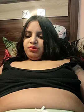 Maahhii 2 online show from May 2, 9:18 pm