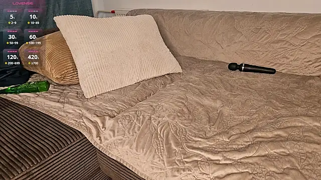 HotFrictions online show from October 7, 4:06 am