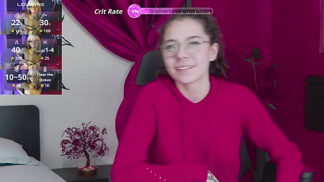 Snapshot of RavennMoonn chatting on September 30, 7:52 pm RavennMoonn online show from September 30, 7:52 pm