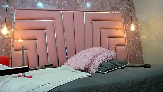 ALYANNA HOT  online show from February 15, 11:42 am