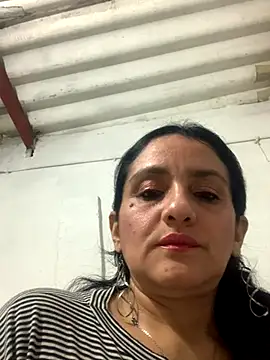 Snapshot of kataleya_29 chatting on September 13, 12:46 pm kataleya 29 online show from September 13, 12:46 pm