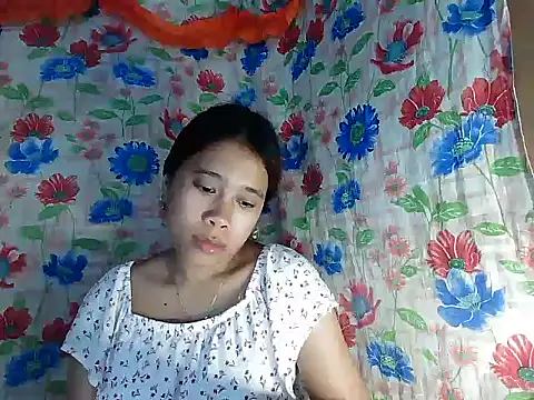Snapshot of Pinay_Skinny18 chatting on October 8, 12:31 pm Pinay Skinny18 online show from October 8, 12:31 pm