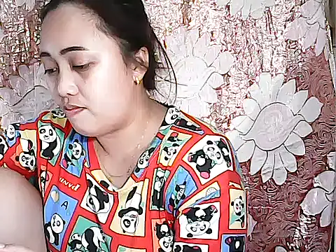 Snapshot of Pinay_Chubby20 chatting on October 4, 11:27 am Pinay Chubby20 online show from October 4, 11:27 am