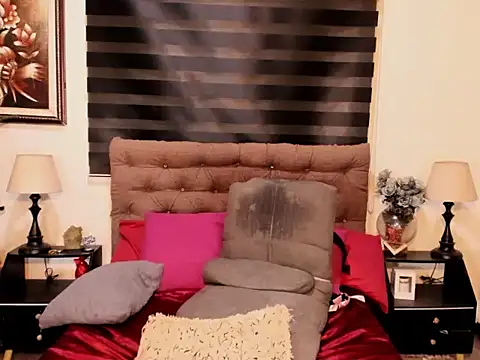 UrnextDoorTS online show from March 16, 5:44 am