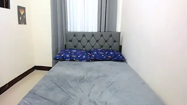 Claudia empress online show from February 2, 1:04 am