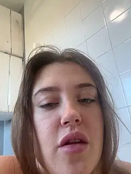 GoddessPrincesss online show from December 2, 11:45 am