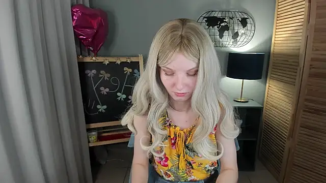 Madelaineses online show from November 15, 9:21 am