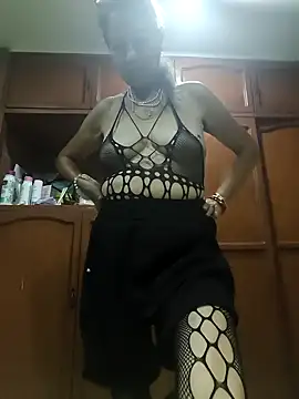 MaryeLunna online show from November 8, 11:32 pm