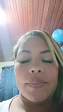 EmilyDuran  online show from July 8, 12:57 am