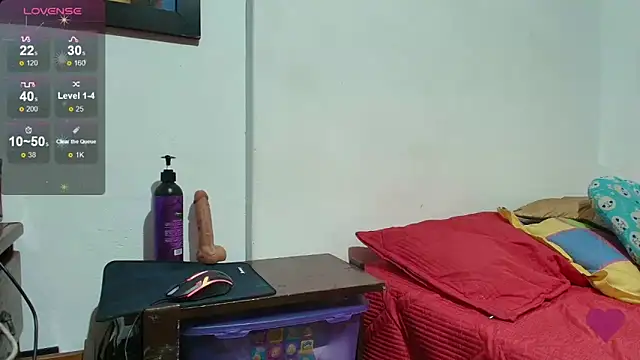 Snapshot of luisahot_9727 chatting on September 27, 6:09 am luisahot 9727 online show from September 27, 6:09 am