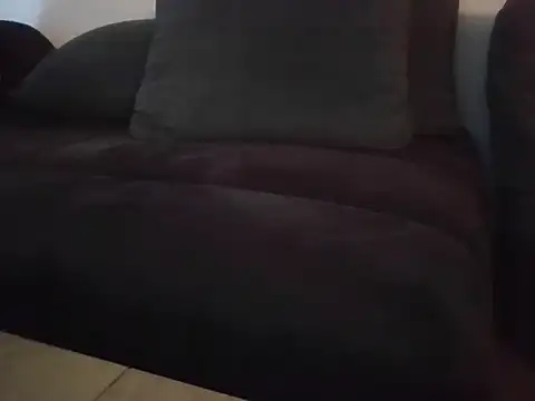 TrishaLuu1108 online show from March 13, 8:26 am