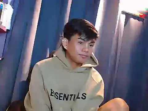 Alexx 143 online show from December 15, 9:14 am