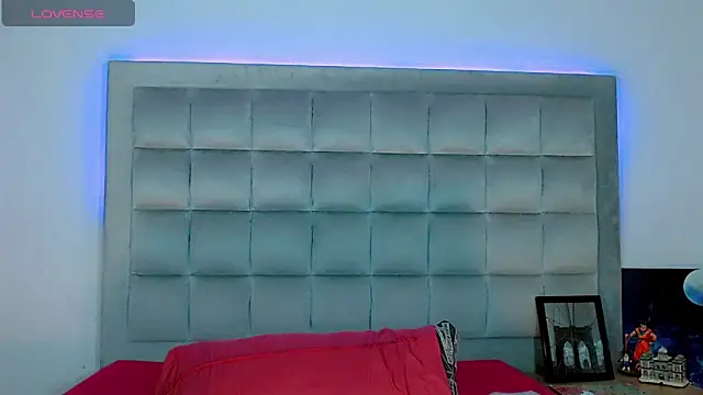 AmazingMistressNathy online show from November 8, 5:45 am