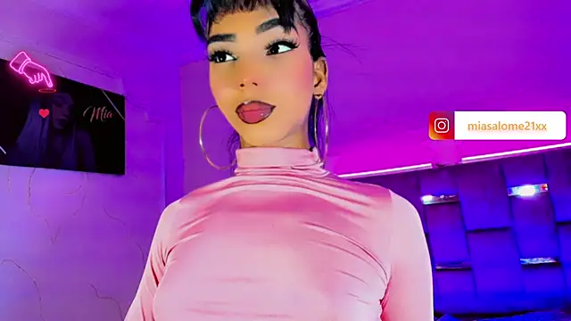 LADY-HOT-SEXY- online show from December 15, 5:45 am